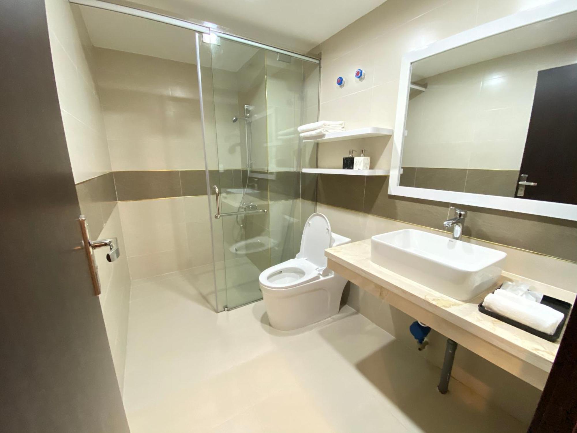 The Nova Hotel & Apartment Hai Phong Esterno foto